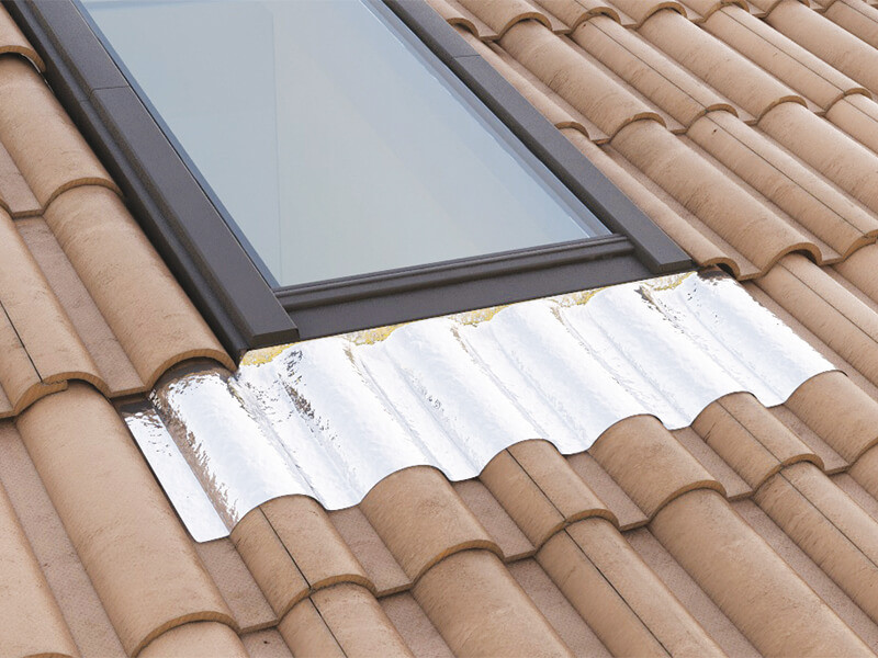 applicazione-nastro-adesivo-butilico-riflettente-alu-butyl-band