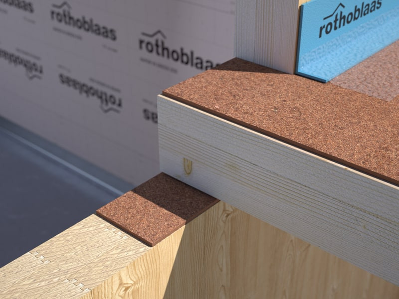 applicazione-pannello-ecologico-per-l’isolamento-acustico-cork