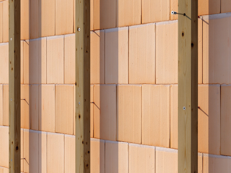 applicazione-vite-distanziatrice-legno-muratura-drt