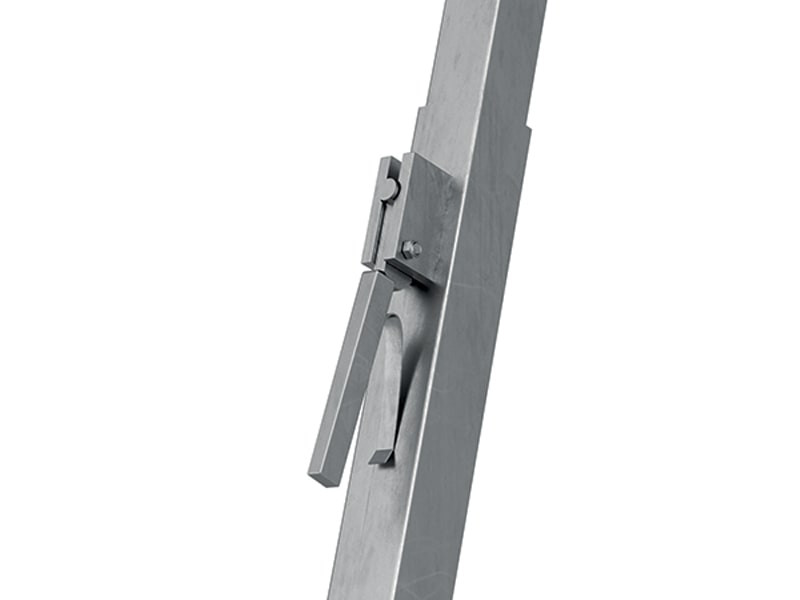 supporto-nel-montaggio-case-in-legno-giraffe
